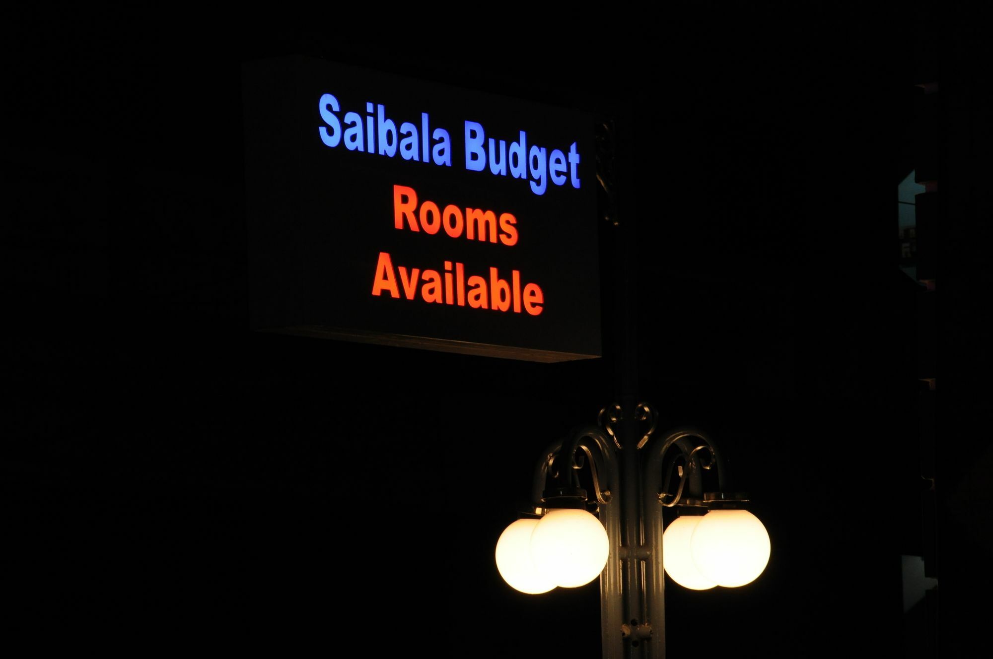 Saibala Budget Airport Hotel Madras Buitenkant foto