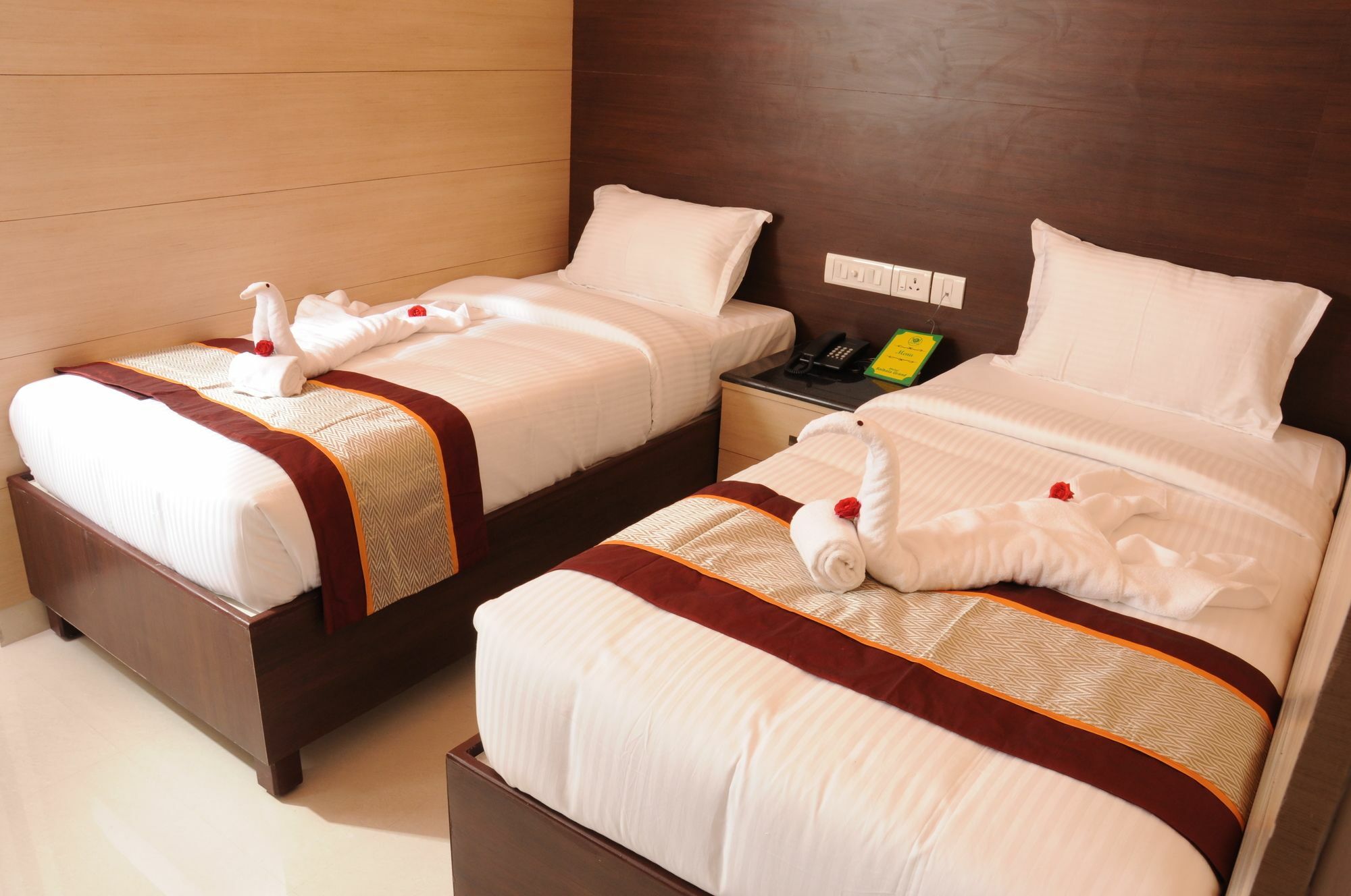 Saibala Budget Airport Hotel Madras Buitenkant foto