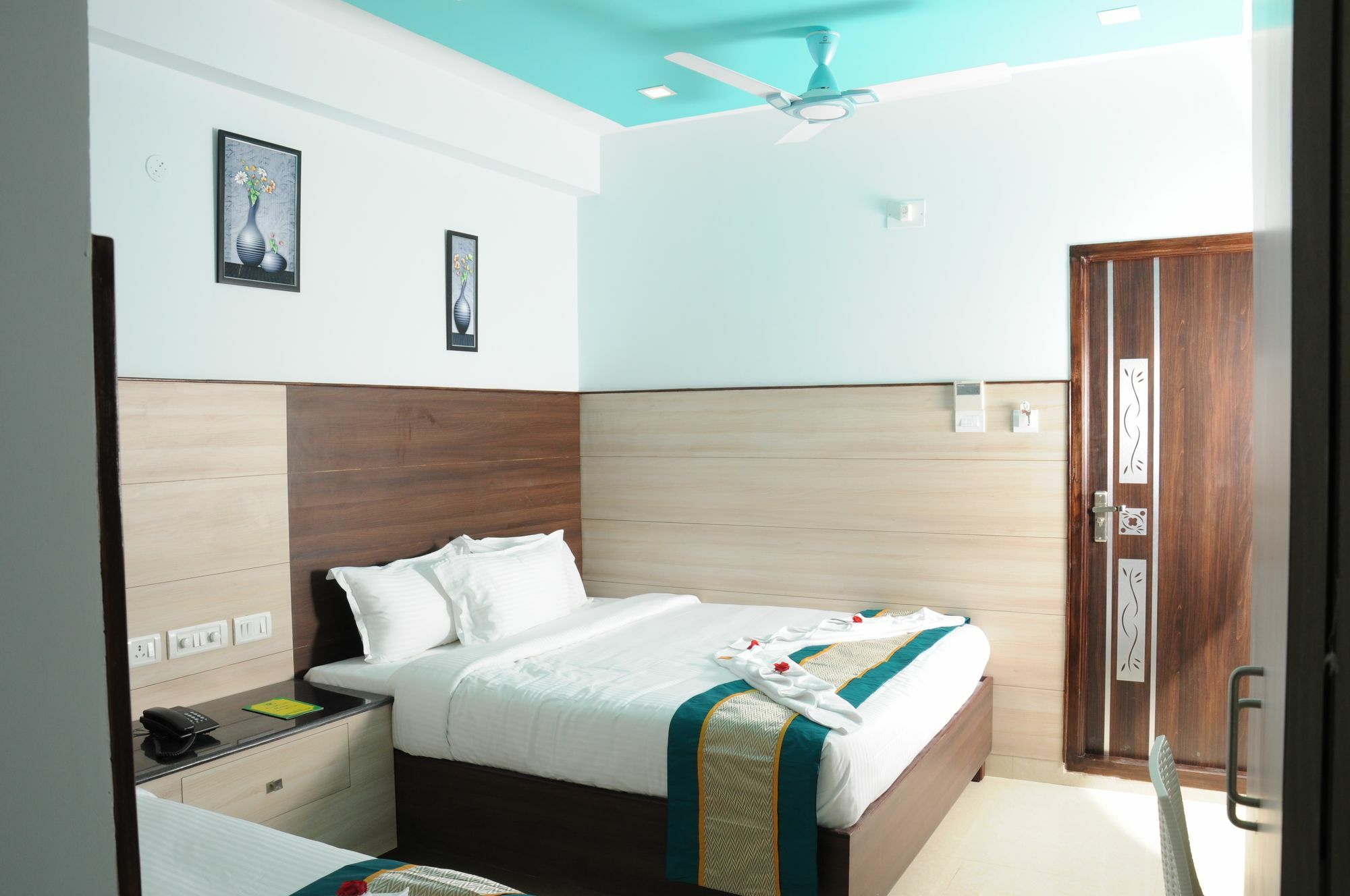 Saibala Budget Airport Hotel Madras Buitenkant foto